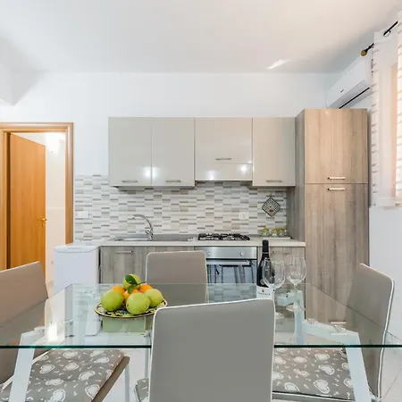 شقة Anna's House Near The Sandy And With Wifi *