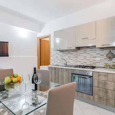 شقة Anna's House Near The Sandy And With Wifi *