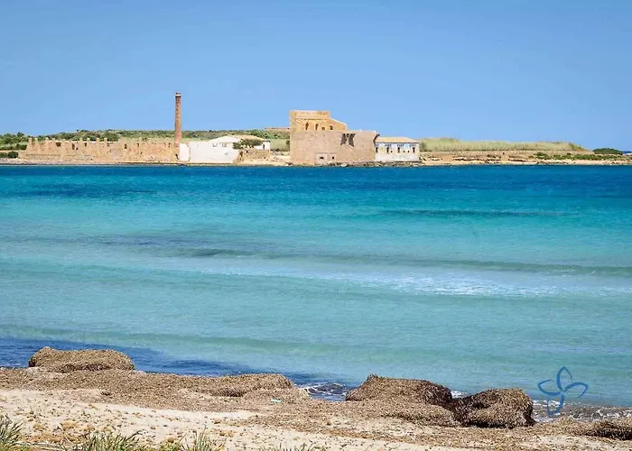 Anna's House Near The Sandy And With Wifi Avola